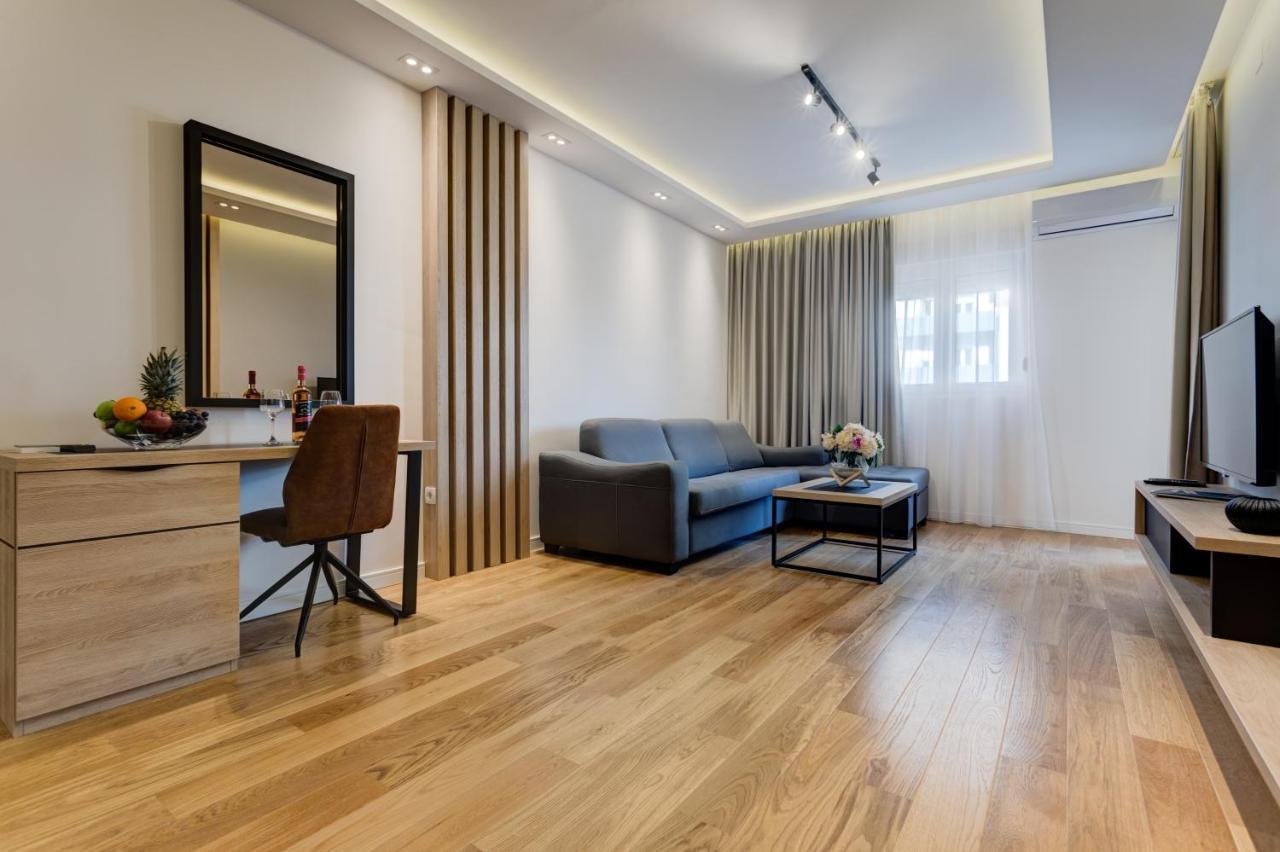 Apart Compliment Podgorica Luaran gambar