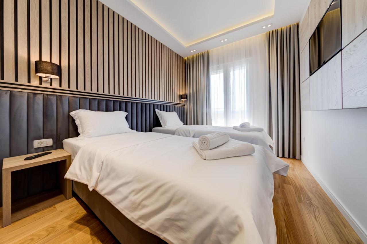 Apart Compliment Podgorica Luaran gambar
