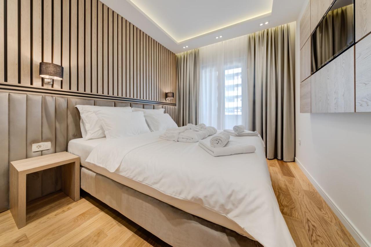 Apart Compliment Podgorica Luaran gambar