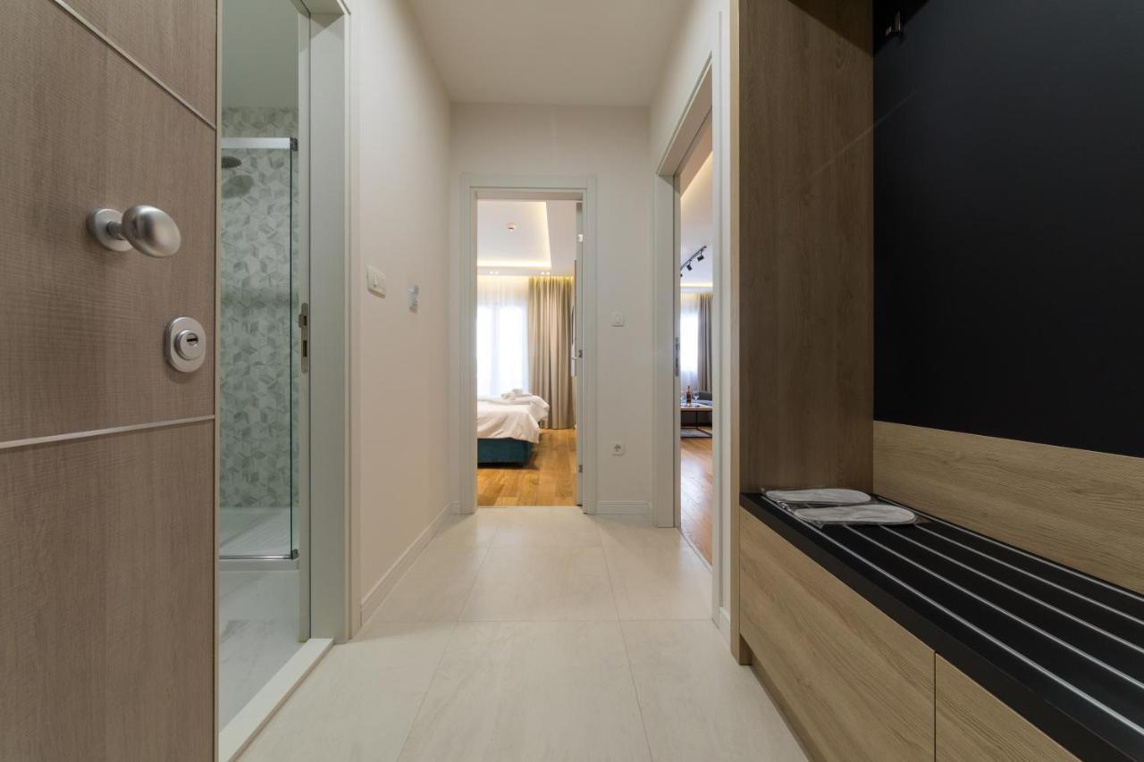 Apart Compliment Podgorica Luaran gambar