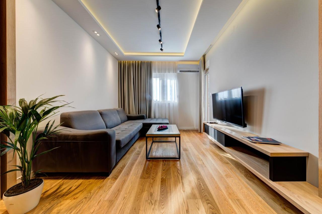 Apart Compliment Podgorica Luaran gambar